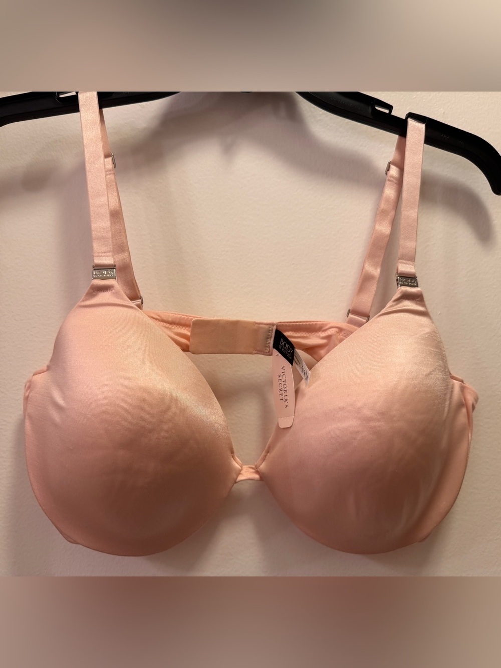 Body By Victoria 38D Shaping Demi Pale Pink Silk Like NEW T Shirt Bra
